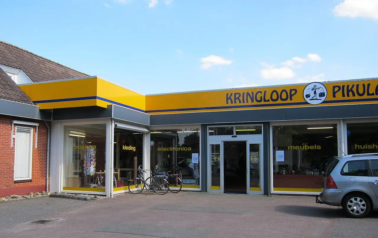 Kringloopwinkel in Surhuisterveen