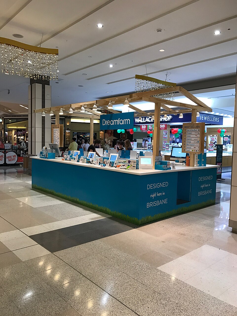 Pop-upwinkel in een tijdelijk winkelpand